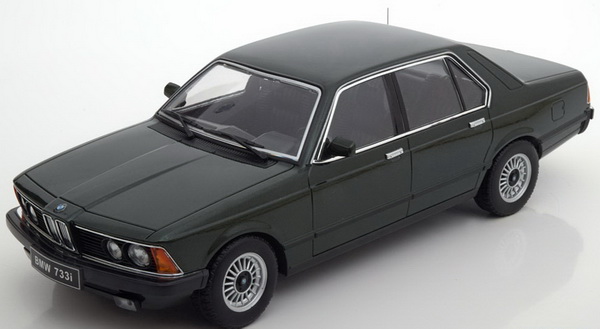 Модель 1:18 BMW 733i (E23) - dark green