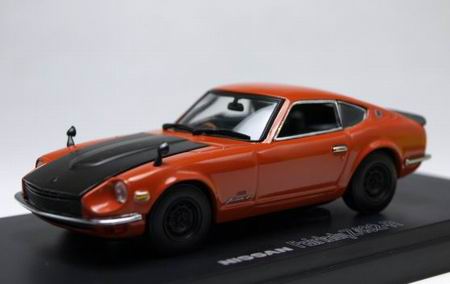 Модель 1:43 Nissan Fairlady Z432R - orange/black
