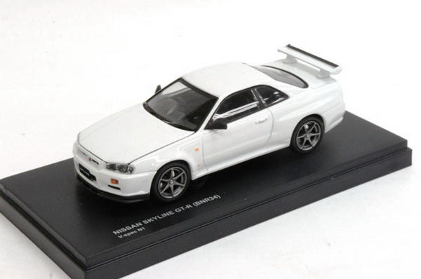 Модель  Nissan Skyline GT-R (BNR34) V-Spec N-1 (white)