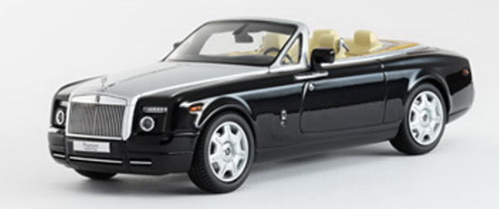 Rolls-Royce Phantom Drophead Coupe - diamond black