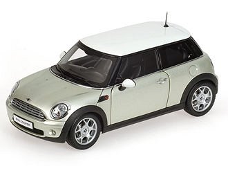 Модель 1:18 Mini Cooper (R56) - silver