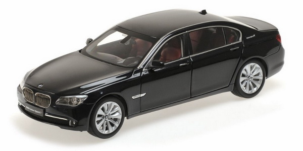 Модель 1:18 BMW 7-series Active Hybrid - black sapphire