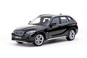 Модель 1:18 BMW X1 xDrive 28i (E84) - black uni