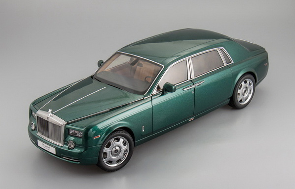 Модель 1:18 Rolls-Royce Phantom EWB - brooklands green