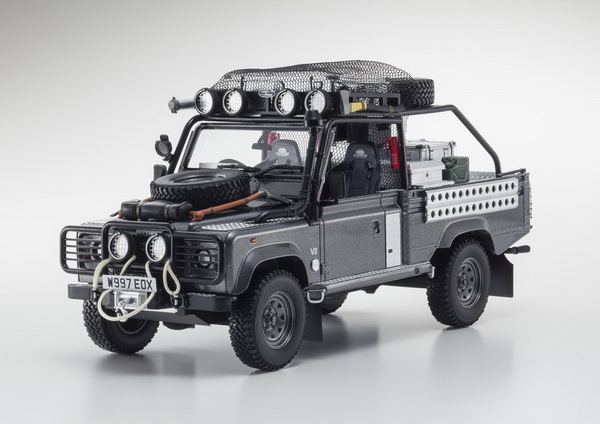 Модель 1:18 Land Rover Defender Movie Edition - corris grey