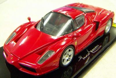 Модель 1:12 Ferrari Enzo - red