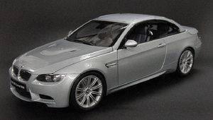 Модель 1:18 BMW M3 Convertible (E93M) - gray