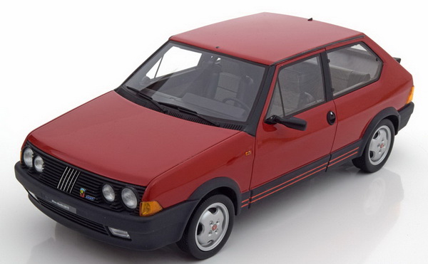 Модель 1:18 FIAT Ritmo Abarth 130 TC - red