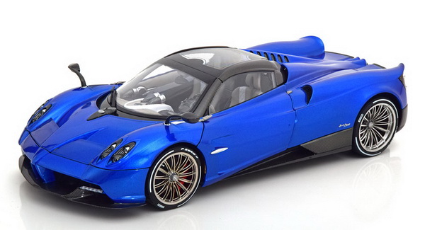 Модель 1:18 Pagani Huayra Roadster - Blue