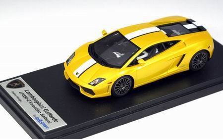 Модель 1:43 Lamborghini Gallardo LP 550-2 «Valentino Balboni» - midas yellow (white/dark grey stripe)