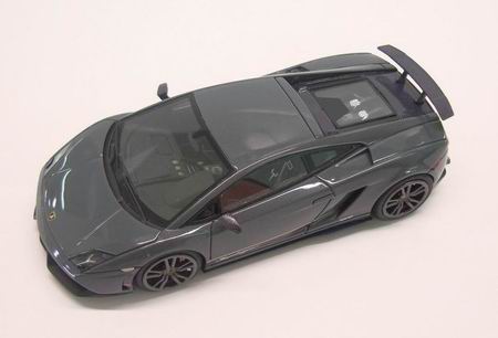 Модель 1:43 Lamborghini Gallardo LP 570-4 Superleggera - grey telesto met