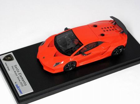 Модель 1:43 Lamborghini Sesto Elemento - orange fluo
