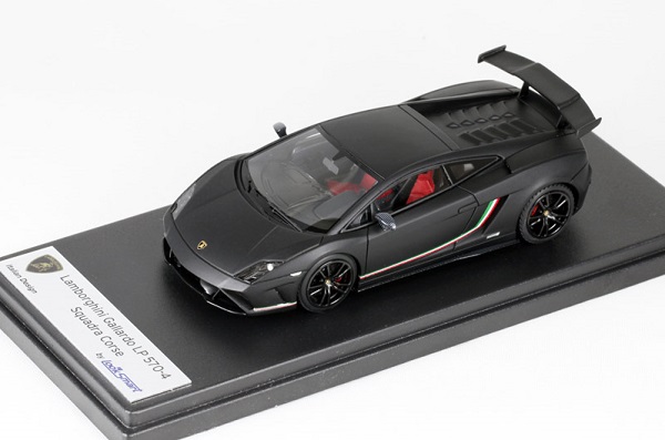 Модель 1:43 Lamborghini Gallardo LP570-4 Squadra Corse - mat black