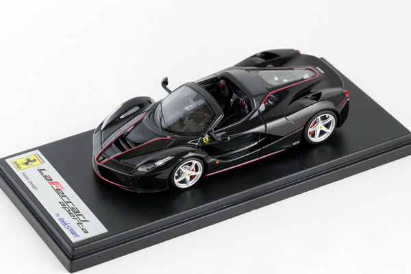 Модель 1:43 Ferrari LaFerrari Spider - black