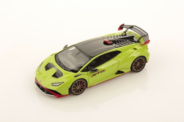 Модель 1:43 Lamborghini Huracan STO - aries green
