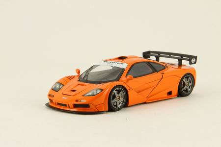 Модель 1:43 McLaren GTR - orange [все открывается]