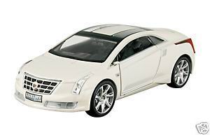 Модель 1:43 Cadillac Converj Concept Coupe - white diamond