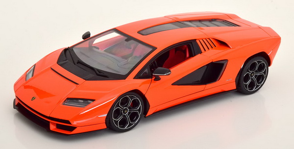 Модель 1:18 Lamborghini Countach LPI 800-4 - orange