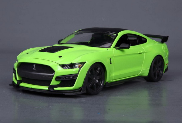Ford Mustang Shelby GT 500 - light green