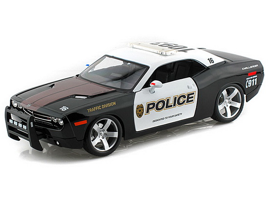 Модель 1:18 Dodge Challenger Concept Police