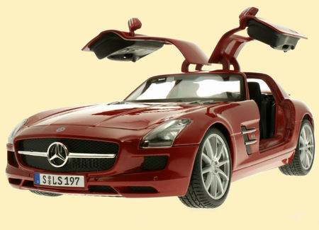Модель 1:18 Mercedes-Benz SLS 6.3 AMG - red