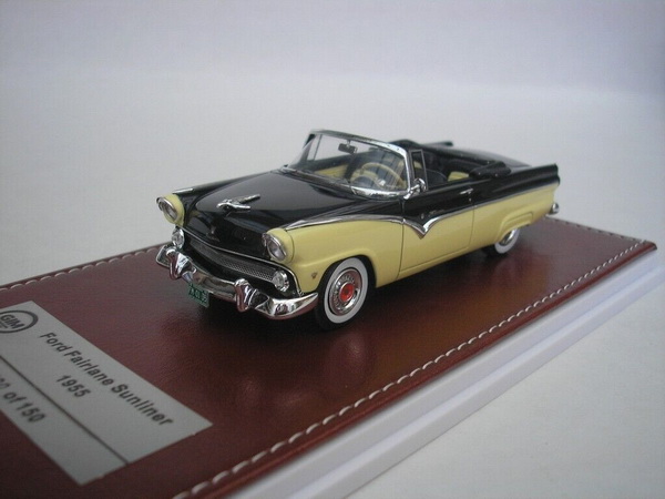 Модель 1:43 Ford Fairlane Sunliner - 1955 - Black/goldenrod yellow