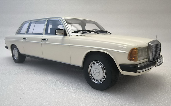 Mercedes-Benz (W123) Lang - 1978 - White CML005-3 Модель 1:18