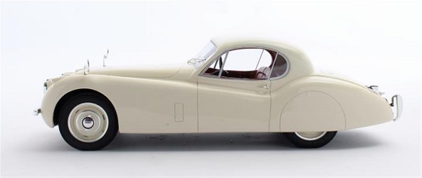 Модель 1:18 JAGUAR Xk120 Fhc (1951), white