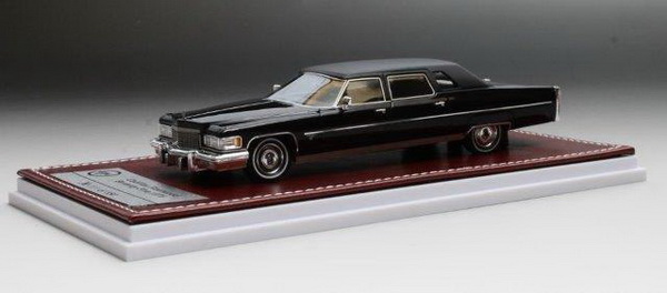 Модель 1:43 Cadillac Fleetwood 75 Limousine - black