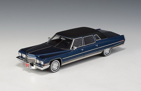 cadillac series 75 fleetwood limousine - blue met/black GLM121201 Модель 1:43