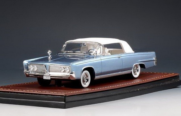 Модель 1:43 Chrysler Imperial Crown Convertible (closed) - nassau blue met