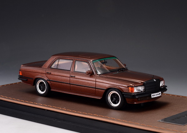 Модель 1:43 Mercedes-Benz AMG W116 6.9 1988 brown