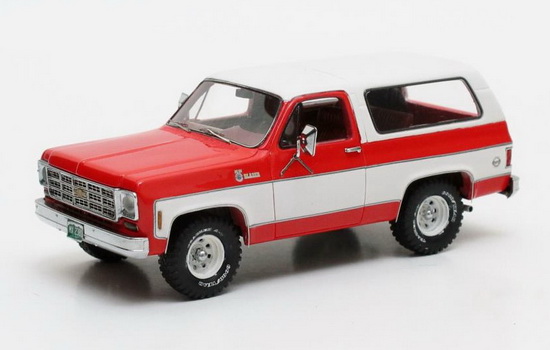 Модель 1:43 Chevrolet Blazer K5 4х4 - red/white