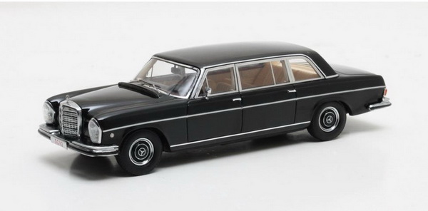 Модель 1:43 Mercedes-Benz 300SEL (W109) Lang Vatican - black