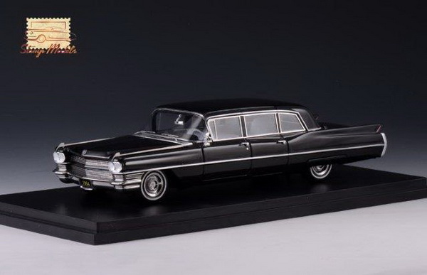 Модель 1:43 Cadillac Fleetwood 75 Limousine - black