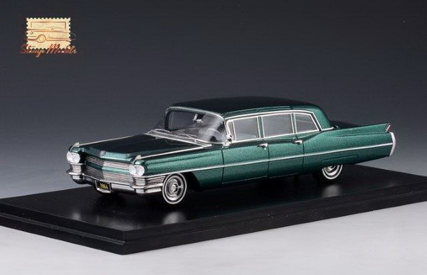 Модель 1:43 Cadillac Fleetwood 75 Limousine - green met