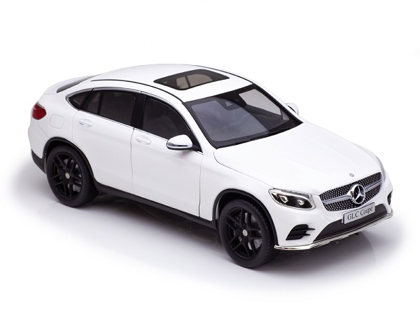 Модель 1:18 Mercedes-Benz GLC Coupe 2018 C253