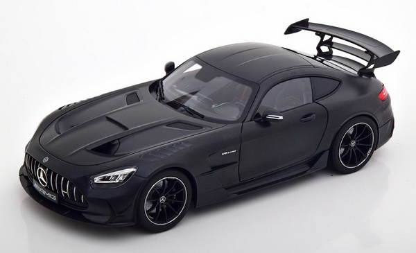 Модель 1:18 Mercedes-AMG GT Black Series - matt black