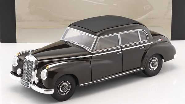 Модель 1:18 Mercedes-Benz 300 (W186) - Tobacco-brown 1954