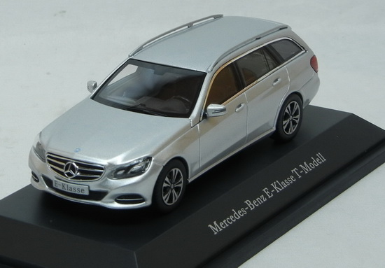 Модель 1:43 Mercedes-Benz E-class T-Model (S212 MOPF) - silver
