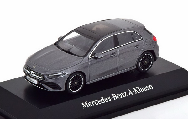 Модель 1:43 Mercedes-Benz A-class (W177) - Mountain Grey