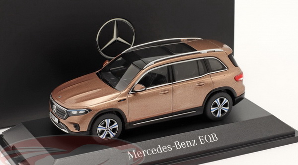 Модель 1:18 Mercedes EQB 2021 (X243) - Rose Gold Met