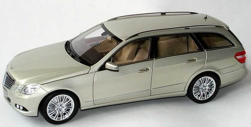 mercedes-benz e-class t-model elegance - beige met B66962448 Модель 1:18