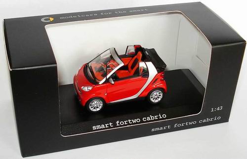 Модель 1:43 Smart ForTwo II Cabrio (A451) - red