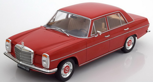 Модель 1:18 Mercedes-Benz 220/8 (W115) 1973 Red