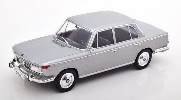 Модель 1:18 BMW 2000 (Type 121) 1966 Silver