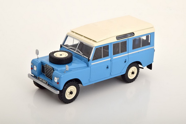 Модель 1:24 Land Rover Series III 109 - light blue