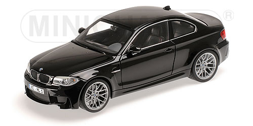 Модель 1:18 BMW 1er M Coupe - black sapphire met