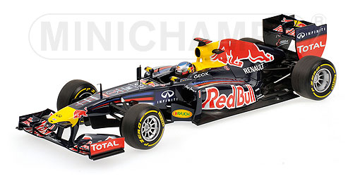 Модель 1:18 Red Bull Racing Renault - ShowCar (Sebastian Vettel)