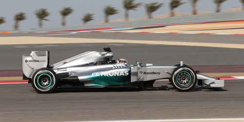 Модель 1:18 Mercedes-AMG Petronas F1 Team W05 Winner Chinese GP (Lewis Hamilton)
